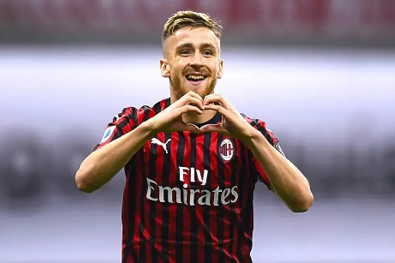 ميلان يدرس خيارات تجديد عقد ساليميكرز في ظل التحديات الحالية