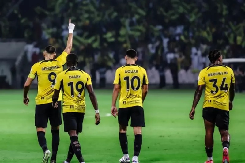 اتحاد جدة يعلن تفاصيل إصابة مدافعه