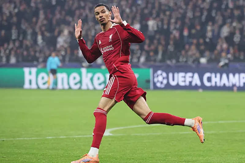 رفض الاحتفال.. إيكيتيكي يفتتح أهدافه مع ليفربول في دوري أبطال أوروبا