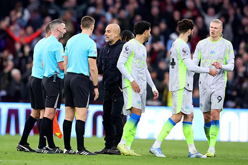 صنع هدفا لم يحتسب.. ماذا قدم مرموش في سقوط السيتي ضد أستون فيلا؟