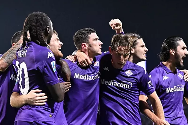 فيورنتينا يقلب الطاولة على بولونيا ويتعادل بعد تأخره بهدفين في الدوري الإيطالي