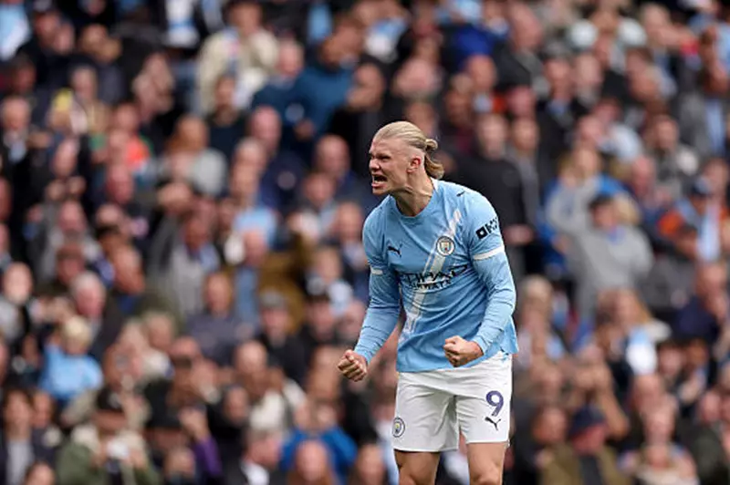 هالاند وماجواير من بينهم.. 8 مرشحين للأفضل في الجولة الثامنة للدوري الإنجليزي